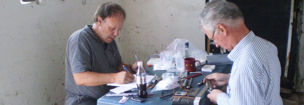 Tim Mousseau and Anders Møller working in Chernobyl.
